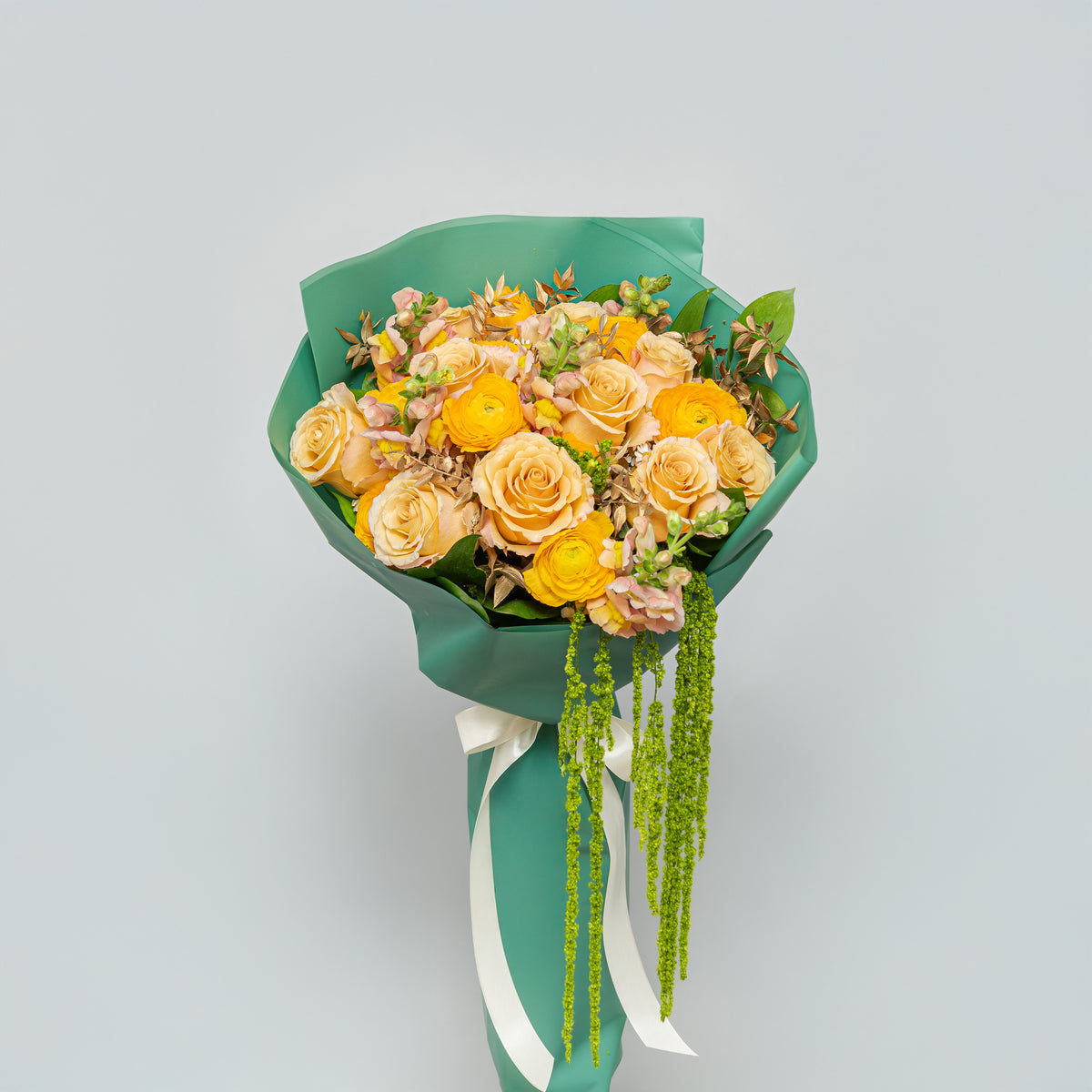 10 roses Golden Meadow Bouquet